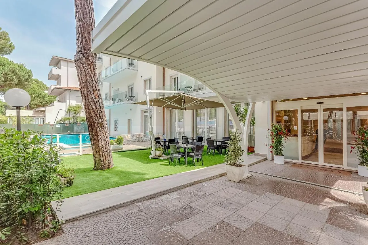 ***  Hotel Vela Milano Marittima Italy